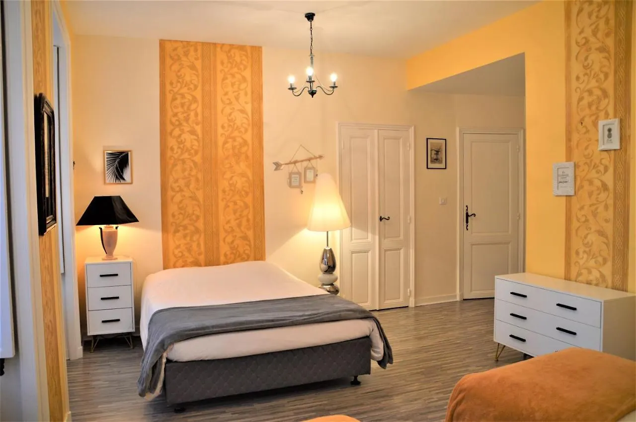 Bed & Breakfast Maison Au Loup: 16th Century Hotel in Old Town Le Puy France