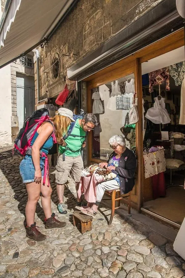 Maison Au Loup: 16th Century Hotel in Old Town Le Puy France