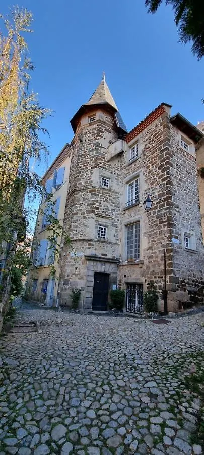 Maison Au Loup: 16th Century Hotel in Old Town Le Puy Le Puy-en-Velay