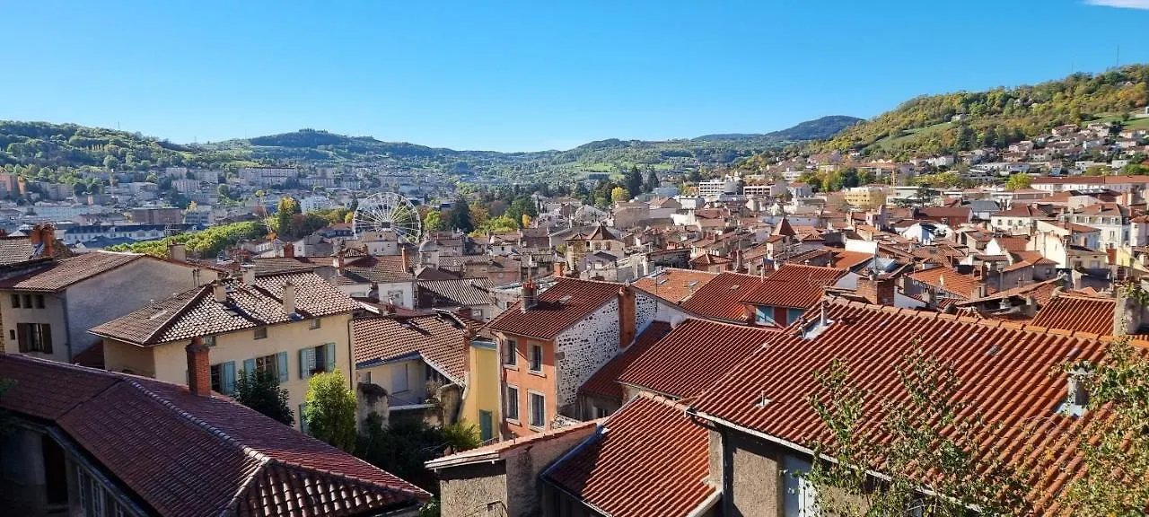 Maison Au Loup: 16th Century Hotel in Old Town Le Puy Bed & Breakfast