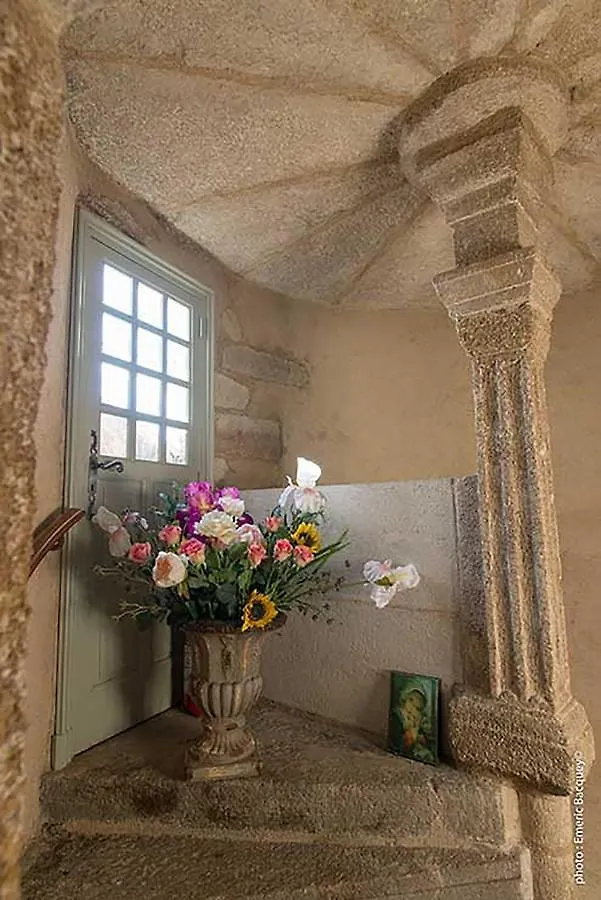 Maison Au Loup: 16th Century Hotel in Old Town Le Puy Bed & Breakfast