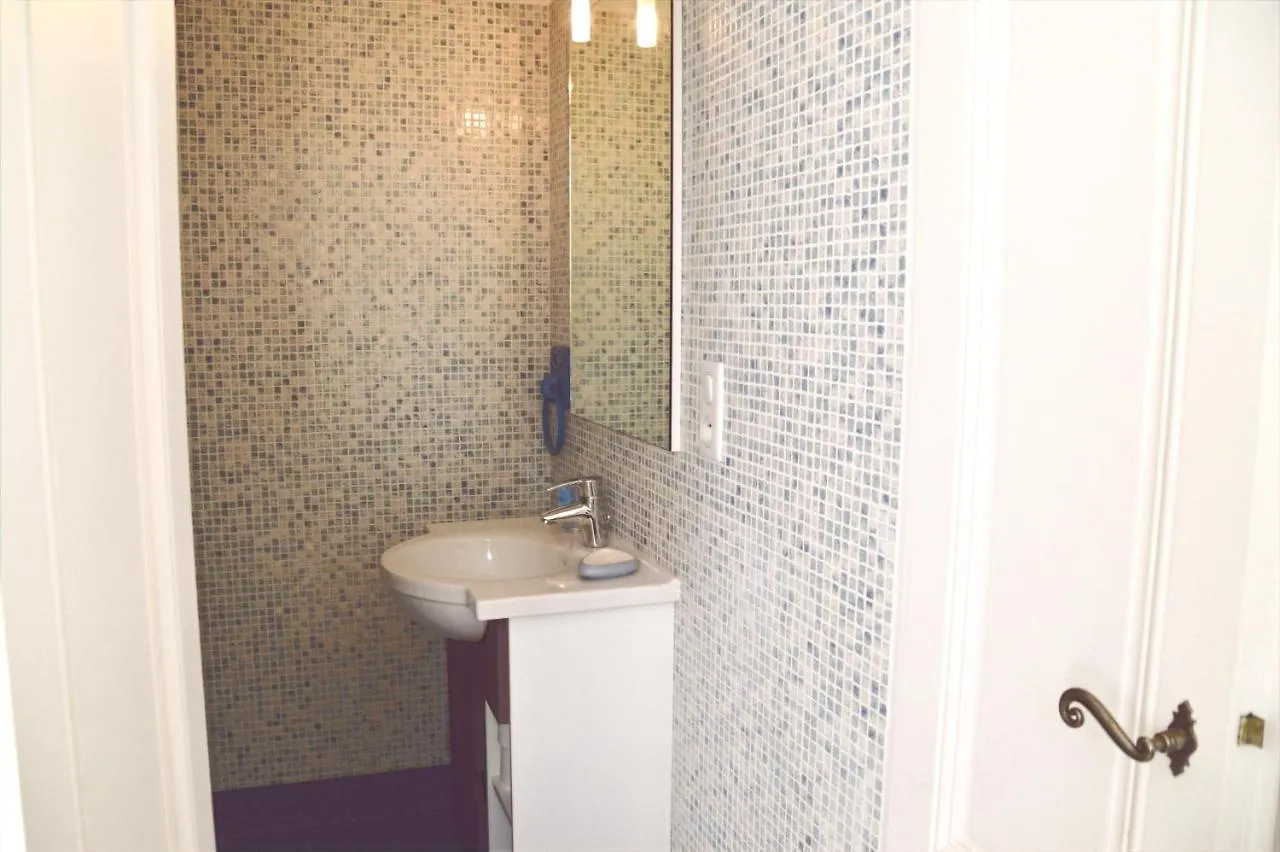 Bed & Breakfast Maison Au Loup: 16th Century Hotel in Old Town Le Puy France