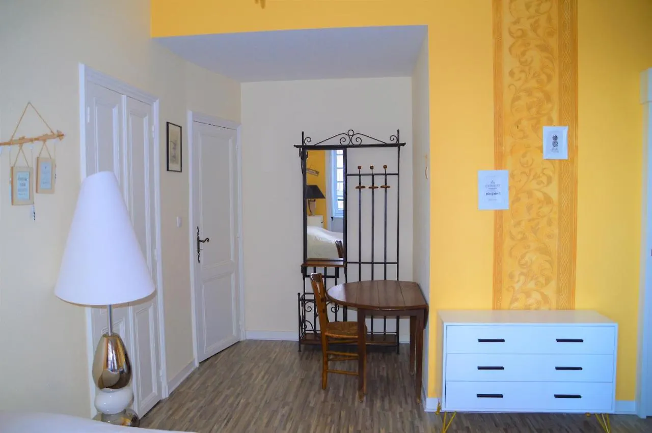 Maison Au Loup: 16th Century Hotel in Old Town Le Puy Bed & Breakfast Le Puy-en-Velay