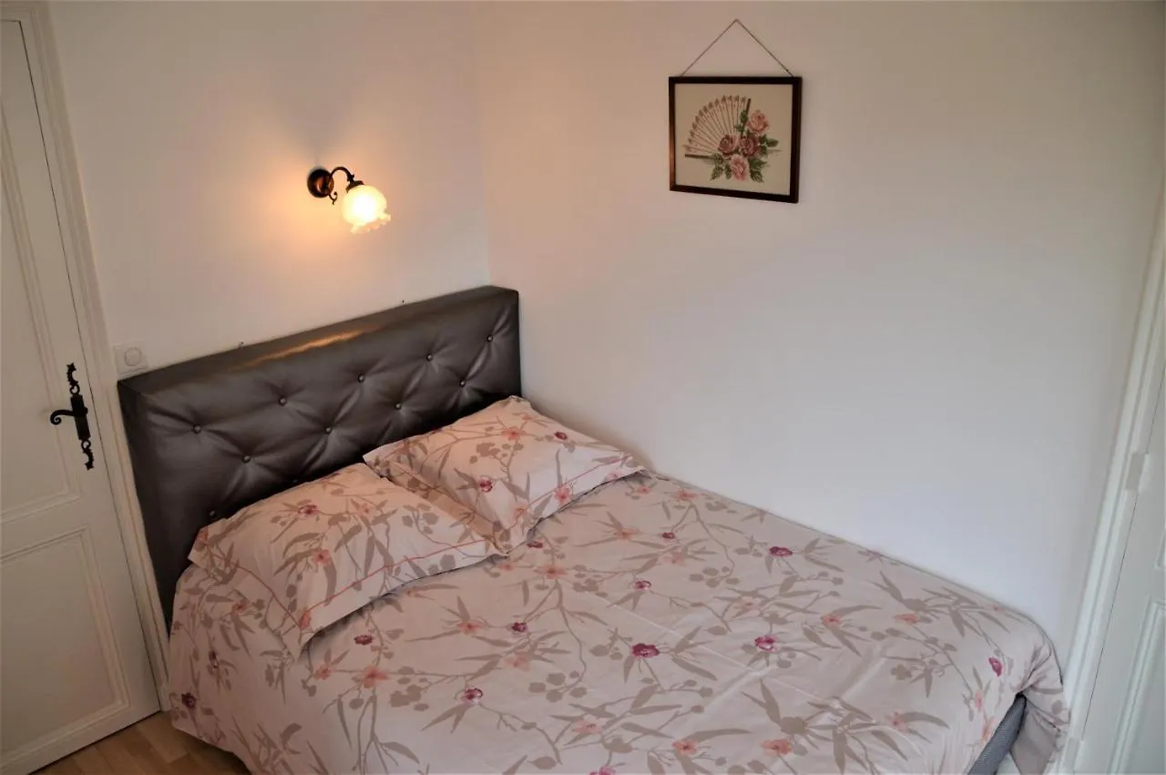 Maison Au Loup: 16th Century Hotel in Old Town Le Puy Le Puy-en-Velay